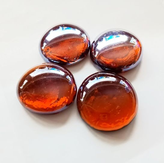 Kaboszony szklane ciemnobrązowe transparentne IRI do biżuterii.jpg